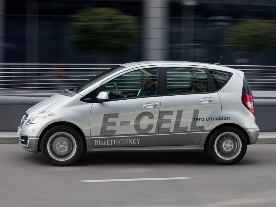  Mercedes-Benz A-Class E-Cell 2010 года  (фото 13 из 35)